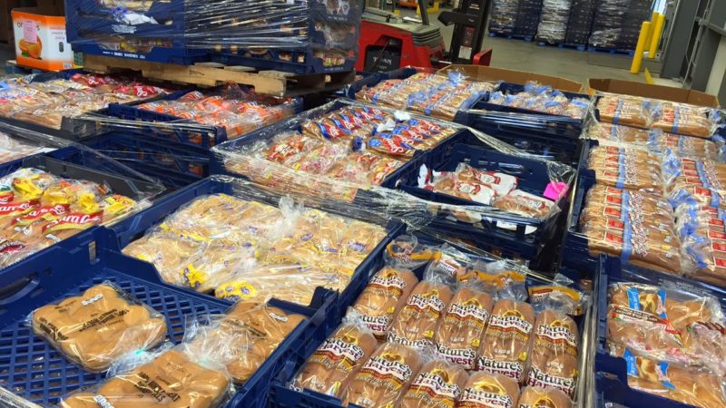 Month to month Visit serves Morgan County families needed : Versatile nourishment bank